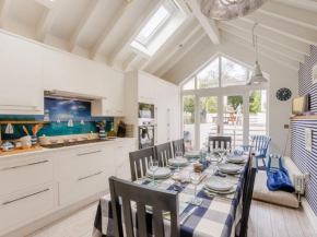 4 Bed in Appledore 93051
